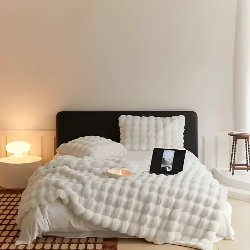 [Hometech] All Season Blanket with Elegant Design