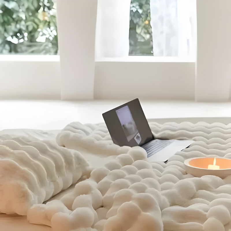 [Hometech] All Season Blanket with Elegant Design