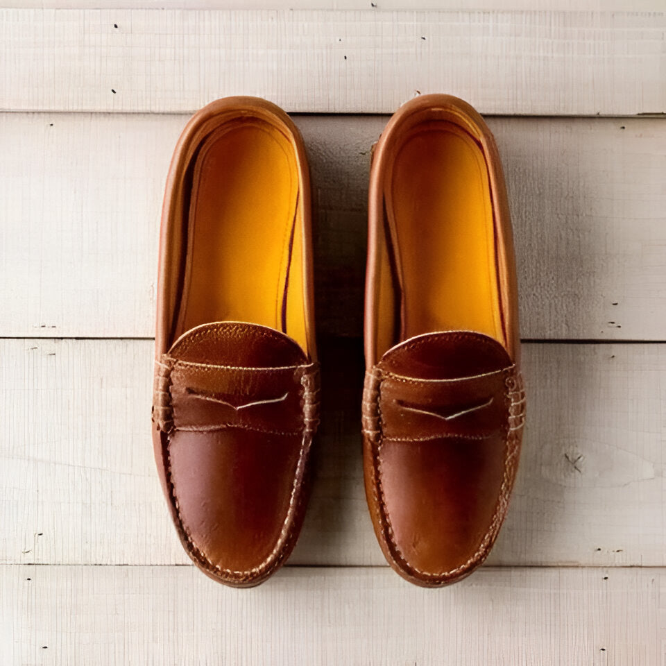 [Hometech] Women’s Retro PU Leather Low Heel Slip-On Loafer