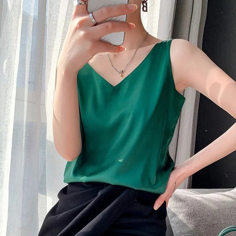 [Hometech] Women’s Fabric Tank Top Designed for Layering and Warm Weather