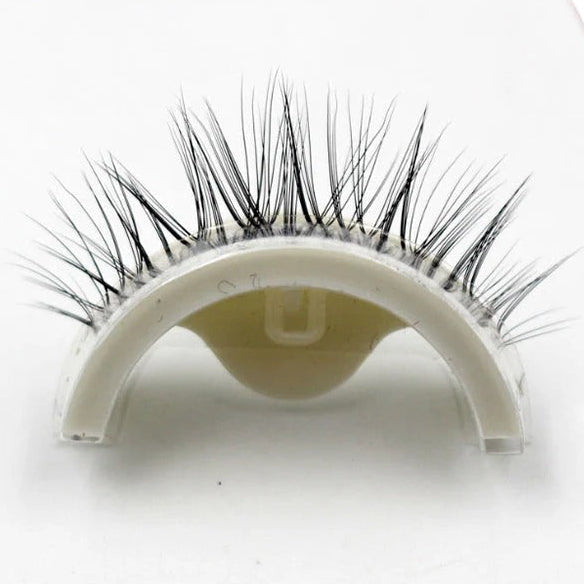 [Hometech] Self Adhesive Eyelashes with Washable and Reusable Design