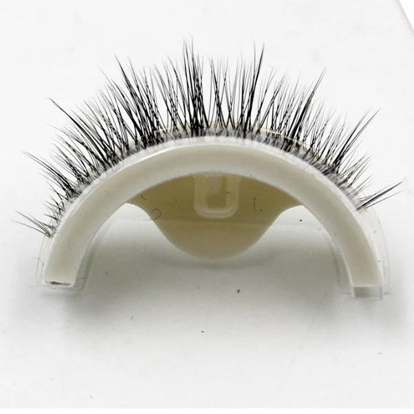 [Hometech] Self Adhesive Eyelashes with Washable and Reusable Design