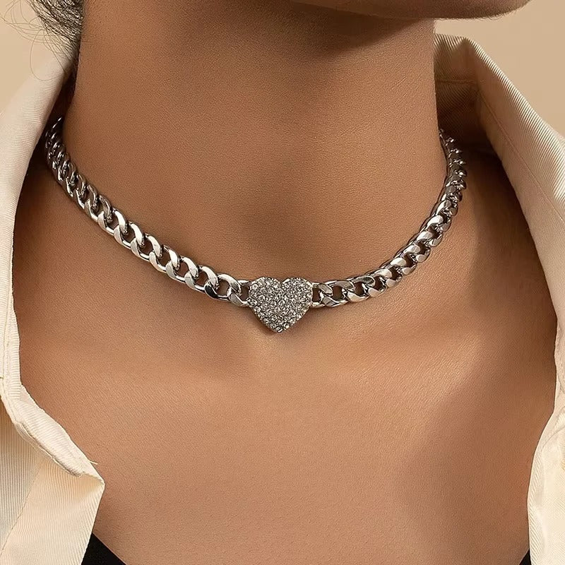 [Hometech] Crystal Heart Charm Choker Necklace with Cuban Chain