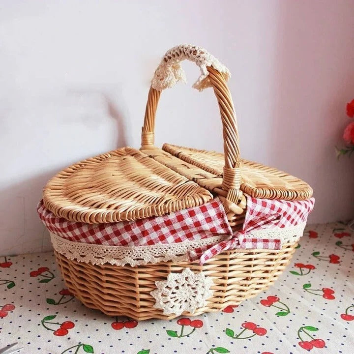 [Hometech] Woven Willow Picnic Basket with Removable Cotton Liner