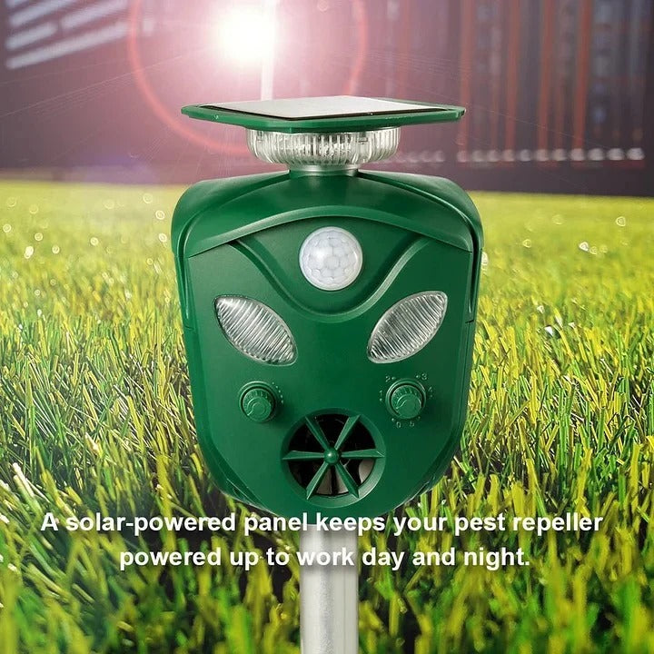 [Hometech] Solar Ultrasonic Animal Repeller with 360 Degree Coverage