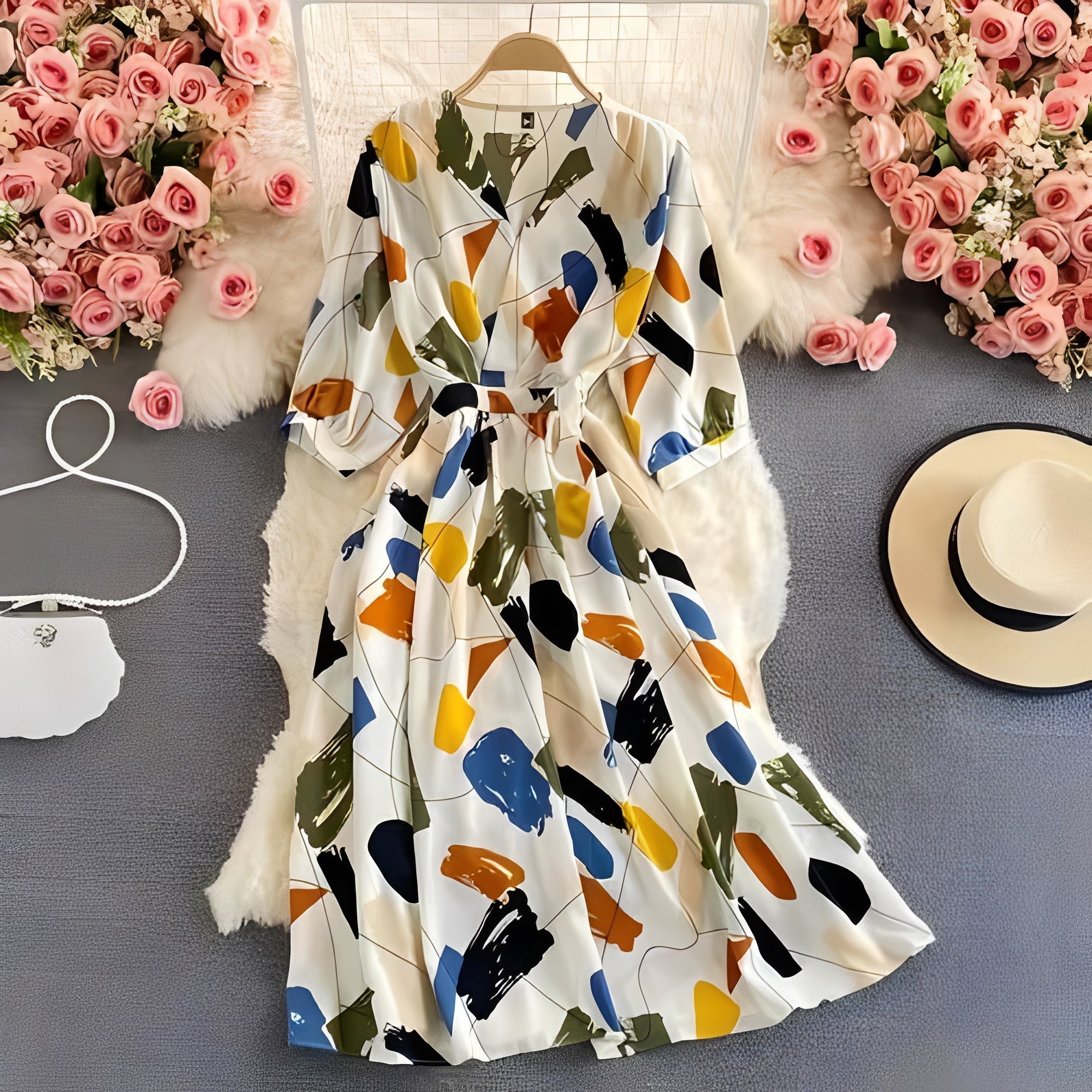 [Hometech] Floral Chiffon Summer Dress with V-Neck and Puff Sleeve Detail