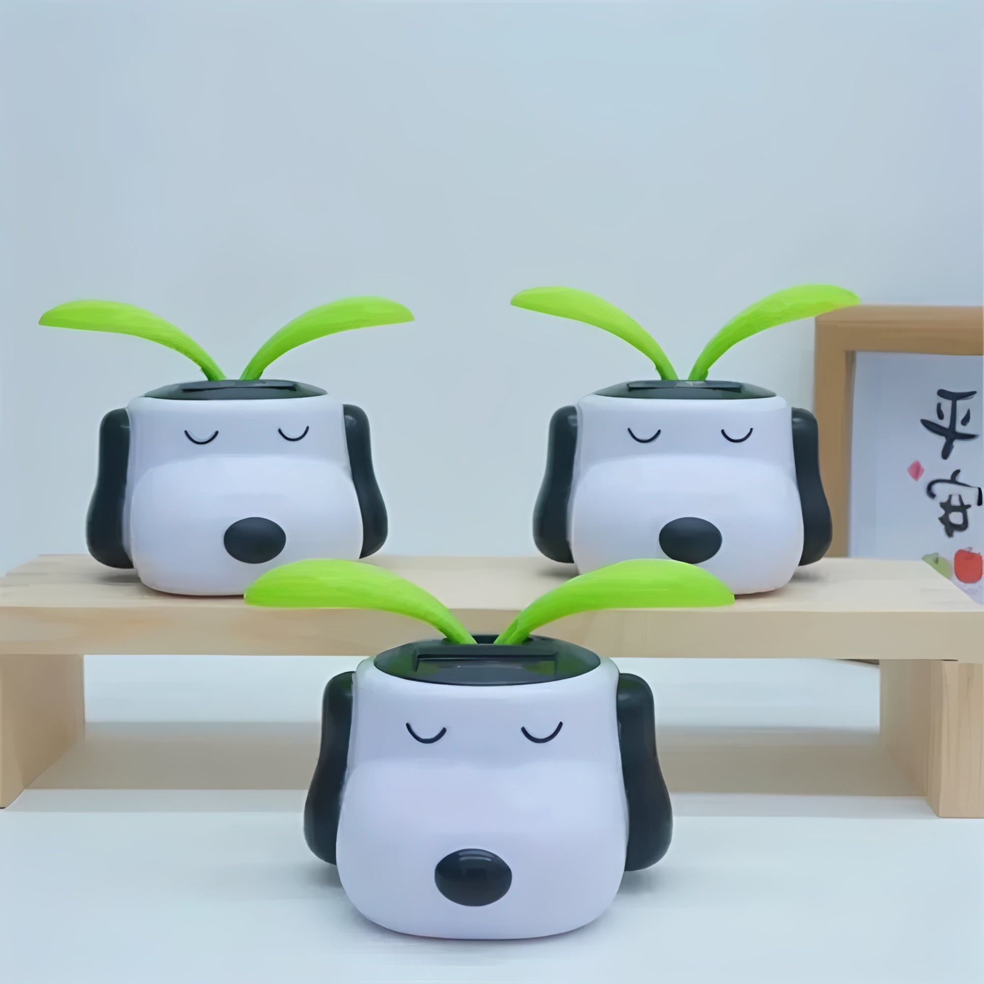 [Hometech] Solar Powered Dashboard Bobble Ornament for Car Interior Decor