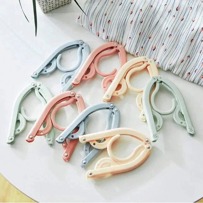 [Hometech] Portable Foldable Clothes Hanger for Travel