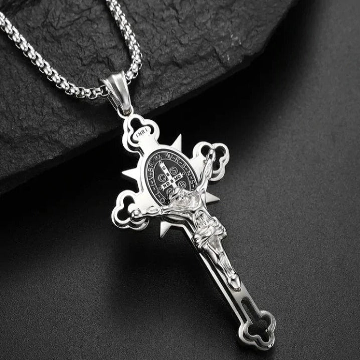 [Hometech] Celtic Cross Pendant Necklace, Double Sided Engraved Medal with Metal Chain