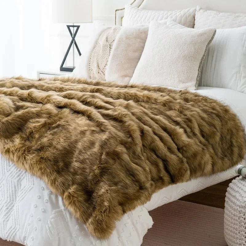 [Hometech] Faux Fur Plush Throw Blanket for Home Decor