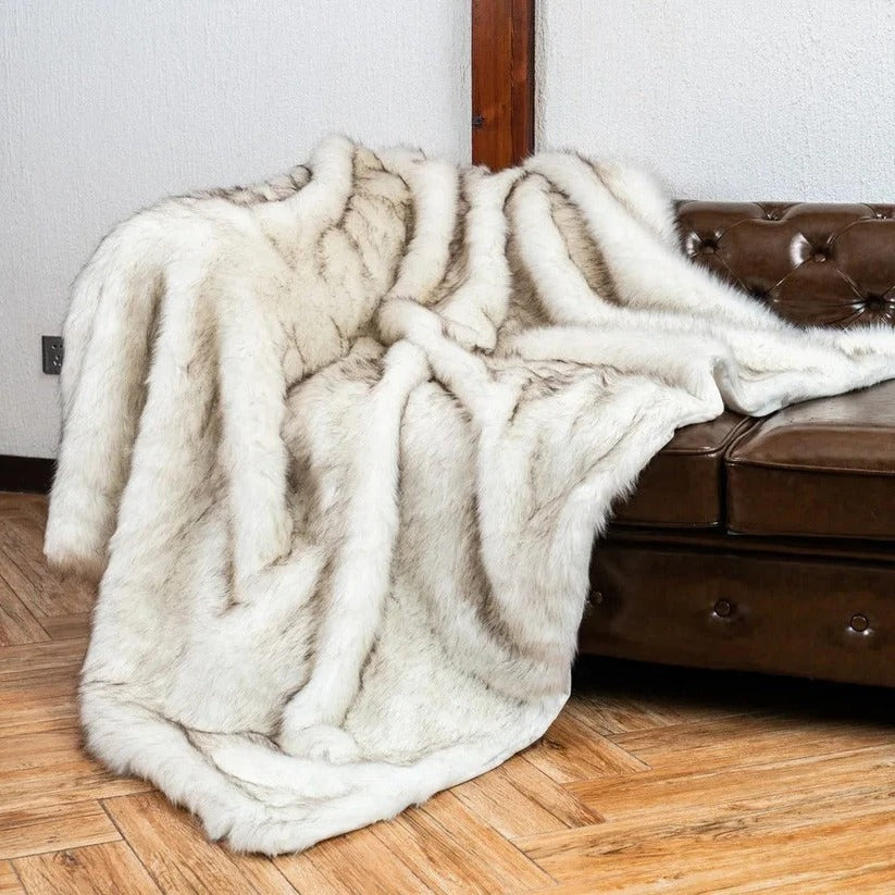 [Hometech] Faux Fur Plush Throw Blanket for Home Decor
