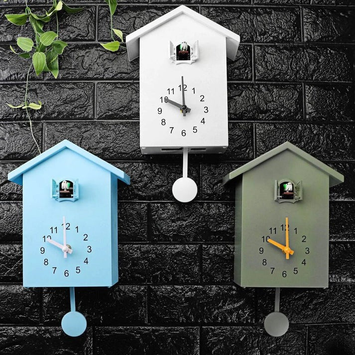 [Hometech] Ornamental Wall Clock with Bird Accent and Adjustable Sound